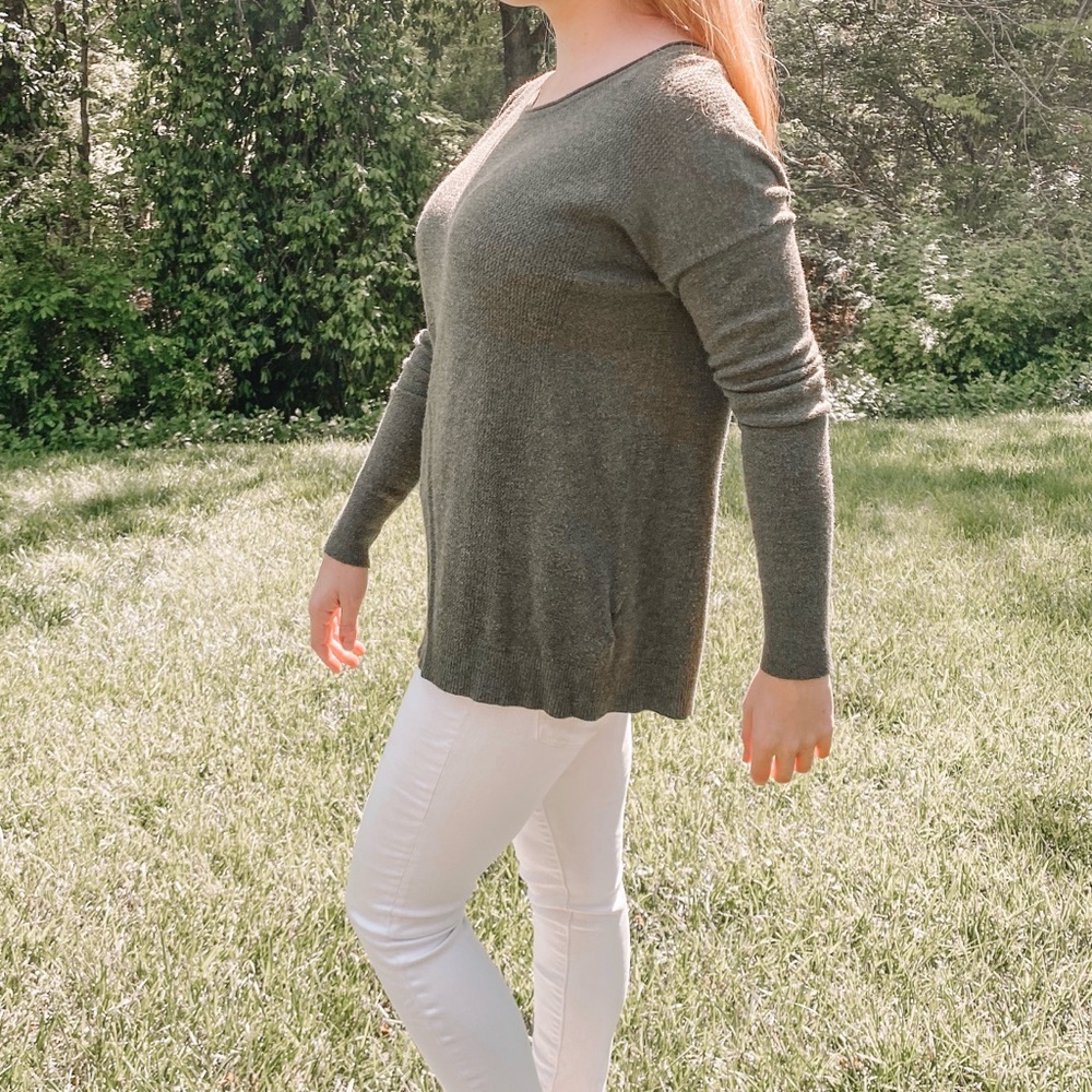 Sweater - Picture 2 of 3
